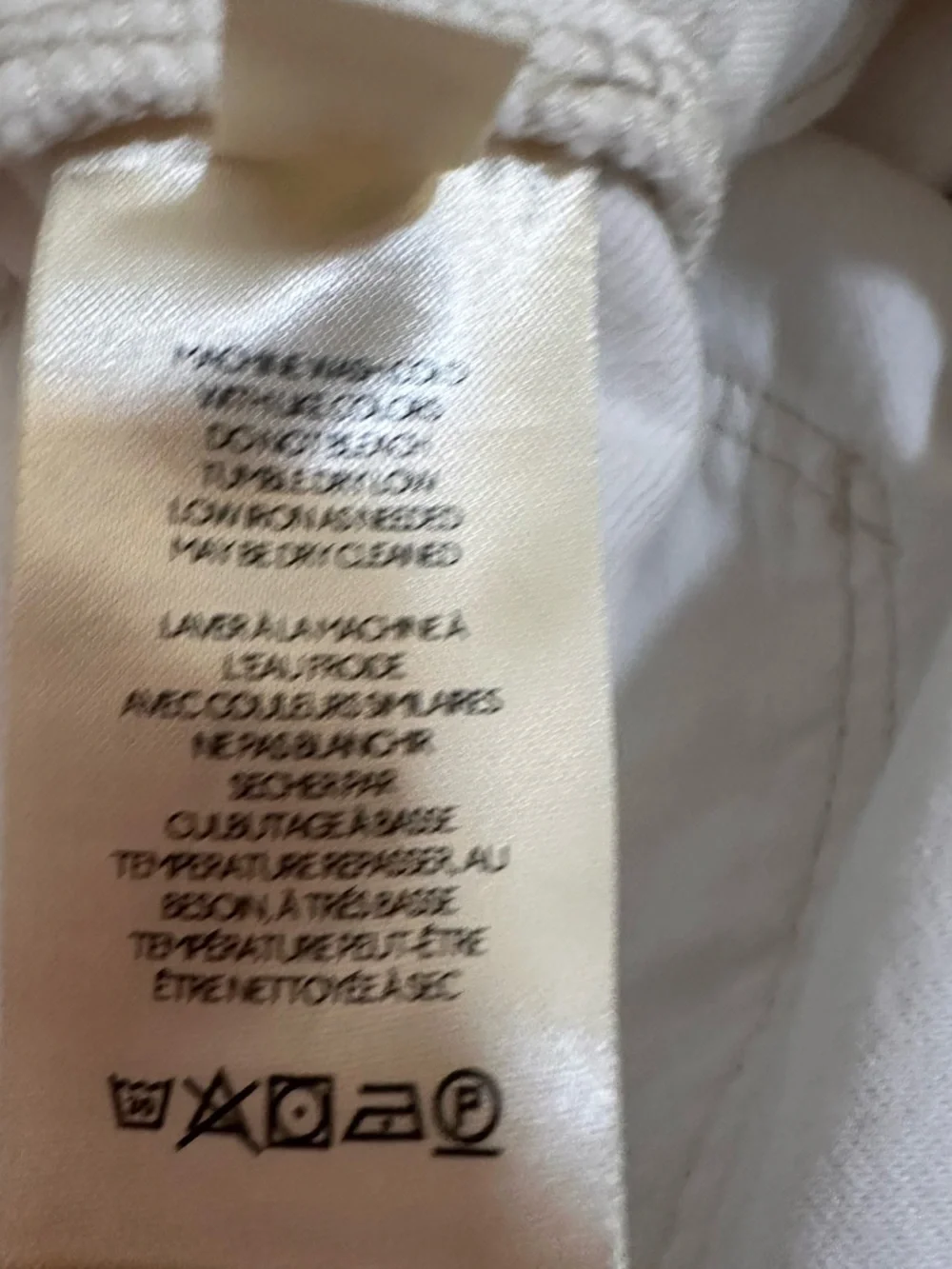 Anthropologie PILCRO Distressed white jeans size 32 (¥¥) - Picture 10 of 12